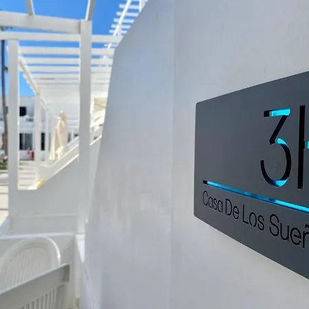 Апартаменты Casa De Los Suenos - 2 Bedroom Modern In Puerto Del Carmen Пуэрто дель Кармен