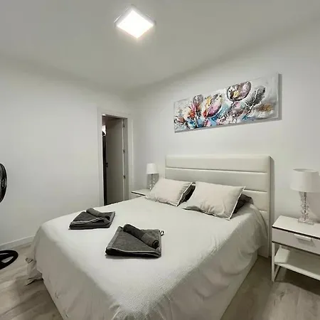 Apartment Casa De Los Suenos - 2 Bedroom Modern In Puerto Del Carmen